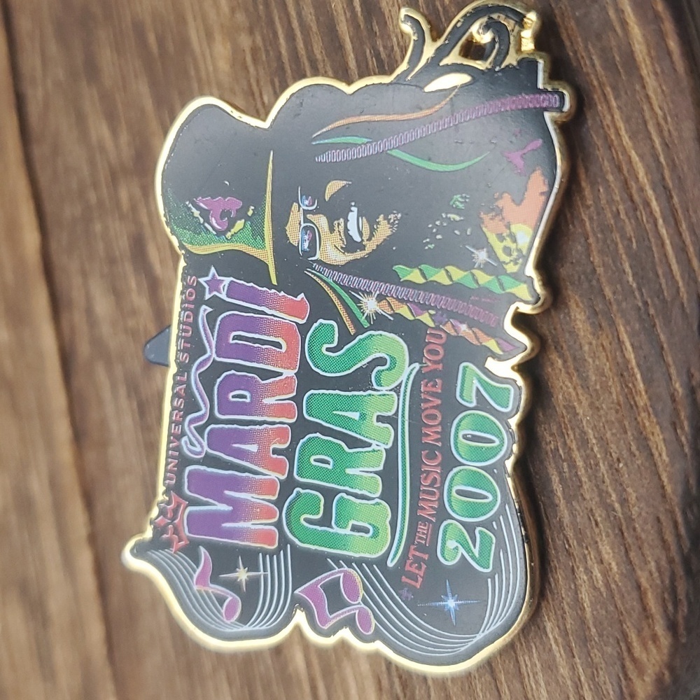 Mardi gras bob Marley vintage pin B414‎